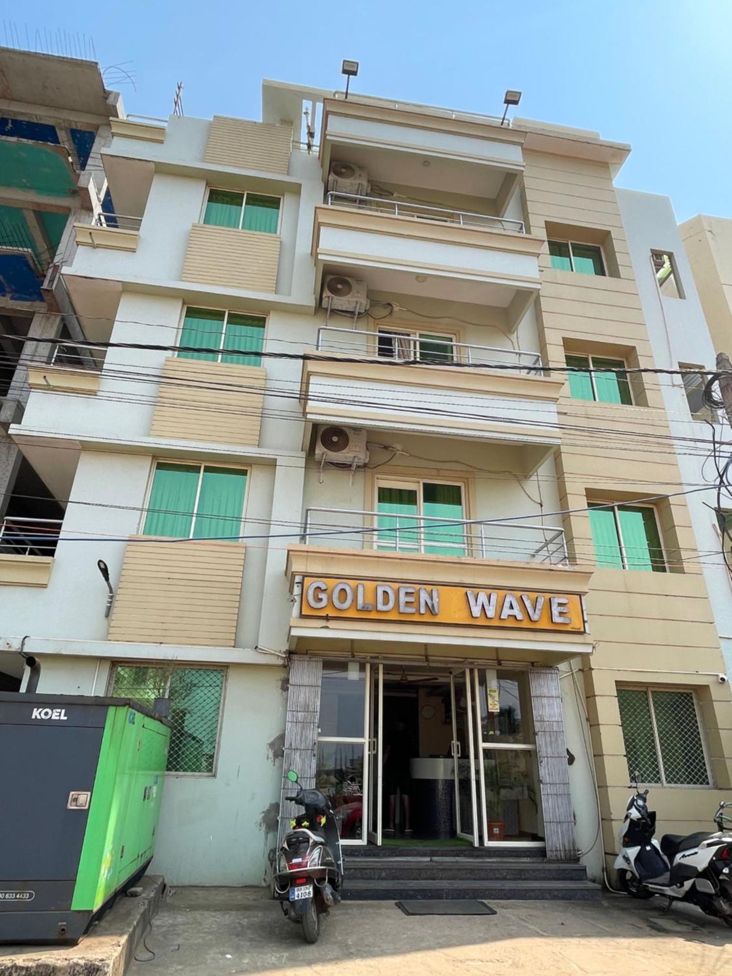 Hotel Golden Wave Puri Exteriör bild